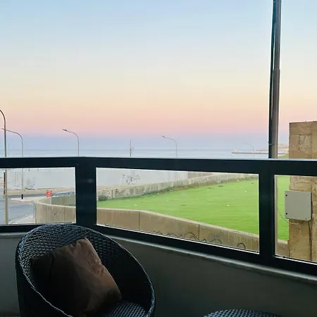 Casa Mare, Sea Front, Sliema, Tigne Point By Haven & Keys Malta