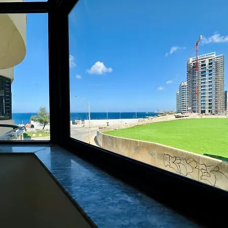 Apartment Casa Mare - Seafront - Tigne Point Sliema