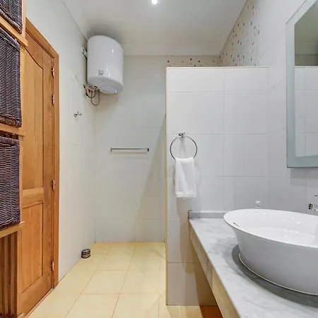 Apartment Casa Mare, Sea Front, Sliema, Tigne Point By Haven & Keys Malta Sliema