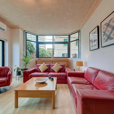 Casa Mare, Sea Front, Sliema, Tigne Point By Haven & Keys Malta Apartament