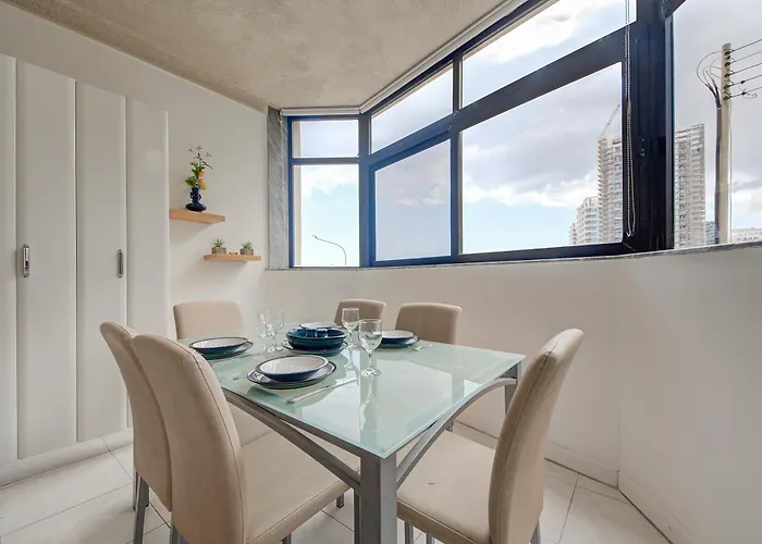 Casa Mare, Sea Front, Sliema, Tigne Point By Haven & Keys Malta 公寓