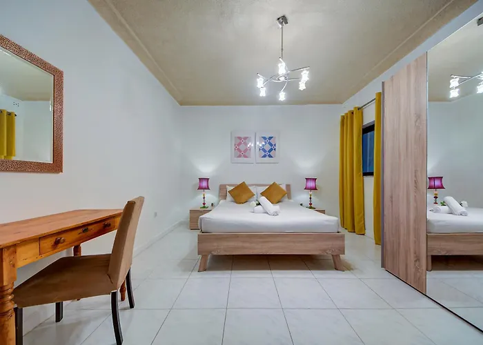 Casa Mare, Sea Front, Sliema, Tigne Point By Haven & Keys Malta