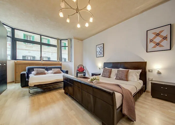 Casa Mare, Sea Front, Sliema, Tigne Point By Haven & Keys Malta Σλιέμα