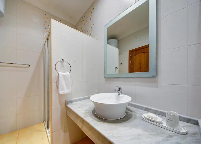 Casa Mare, Sea Front, Sliema, Tigne Point By Haven & Keys Malta Διαμέρισμα Σλιέμα