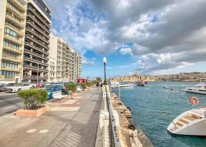 Casa Mare, Sea Front, Sliema, Tigne Point By Haven & Keys Malta Διαμέρισμα *