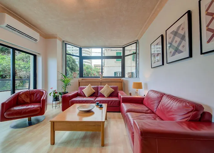 Casa Mare, Sea Front, Sliema, Tigne Point By Haven & Keys Malta Apartment